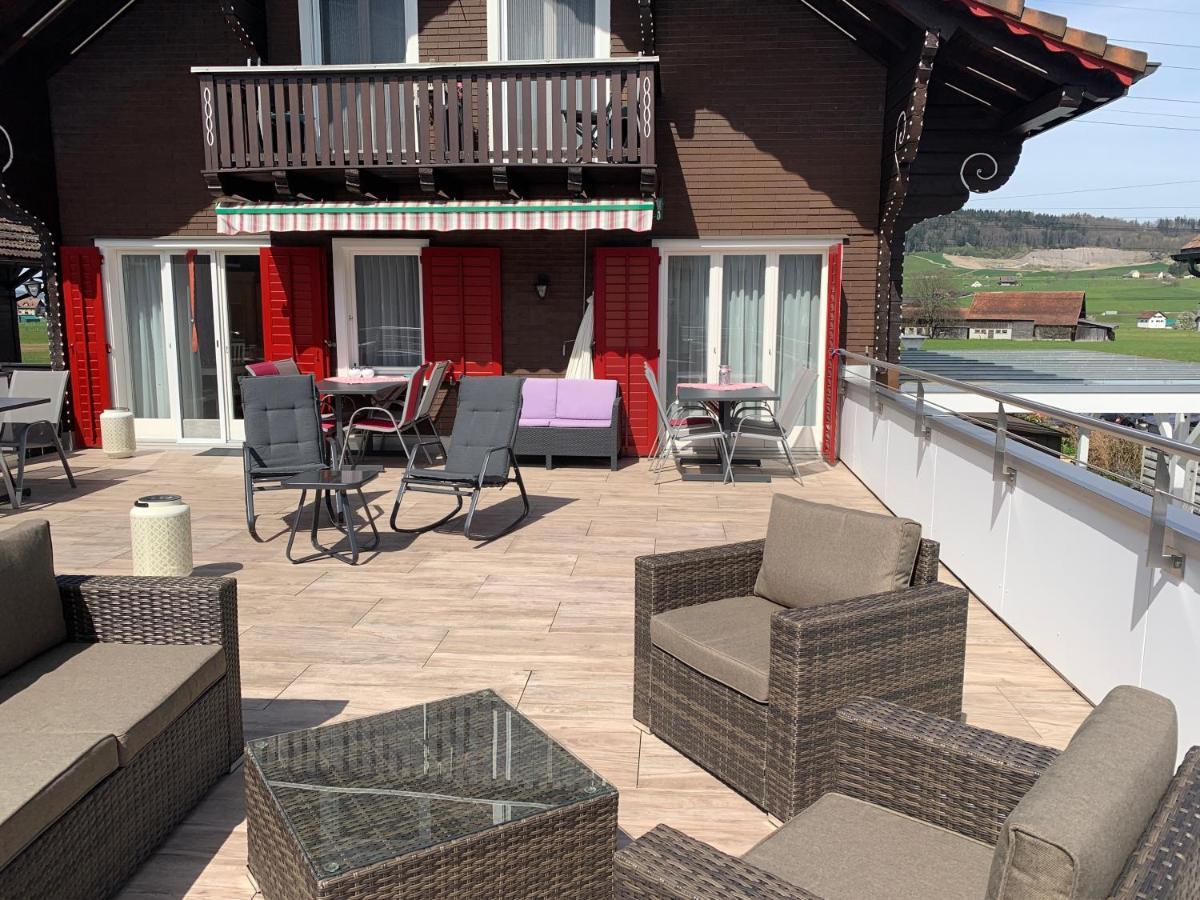 Pension Chalet Charme Siebnen 외부 사진